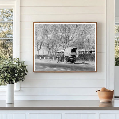 Texans Migrating West to Oregon March 1935 Vintage Photo - Available at KNOWOL