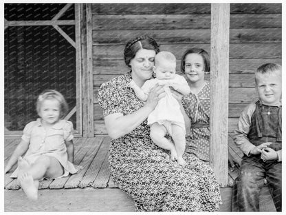 Tobacco Sharecropper Family Portrait North Carolina 1939 - Available at KNOWOL