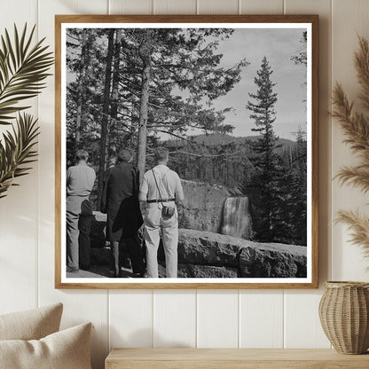 Tourists at Salt River Falls Oregon July 1942 - Available at KNOWOL