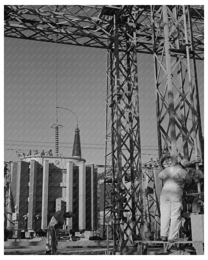 Transmission Towers at Basic Magnesium Facility 1943 - Available at KNOWOL