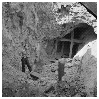 Tungsten Chief Mine Kern County California May 1942 - Available at KNOWOL