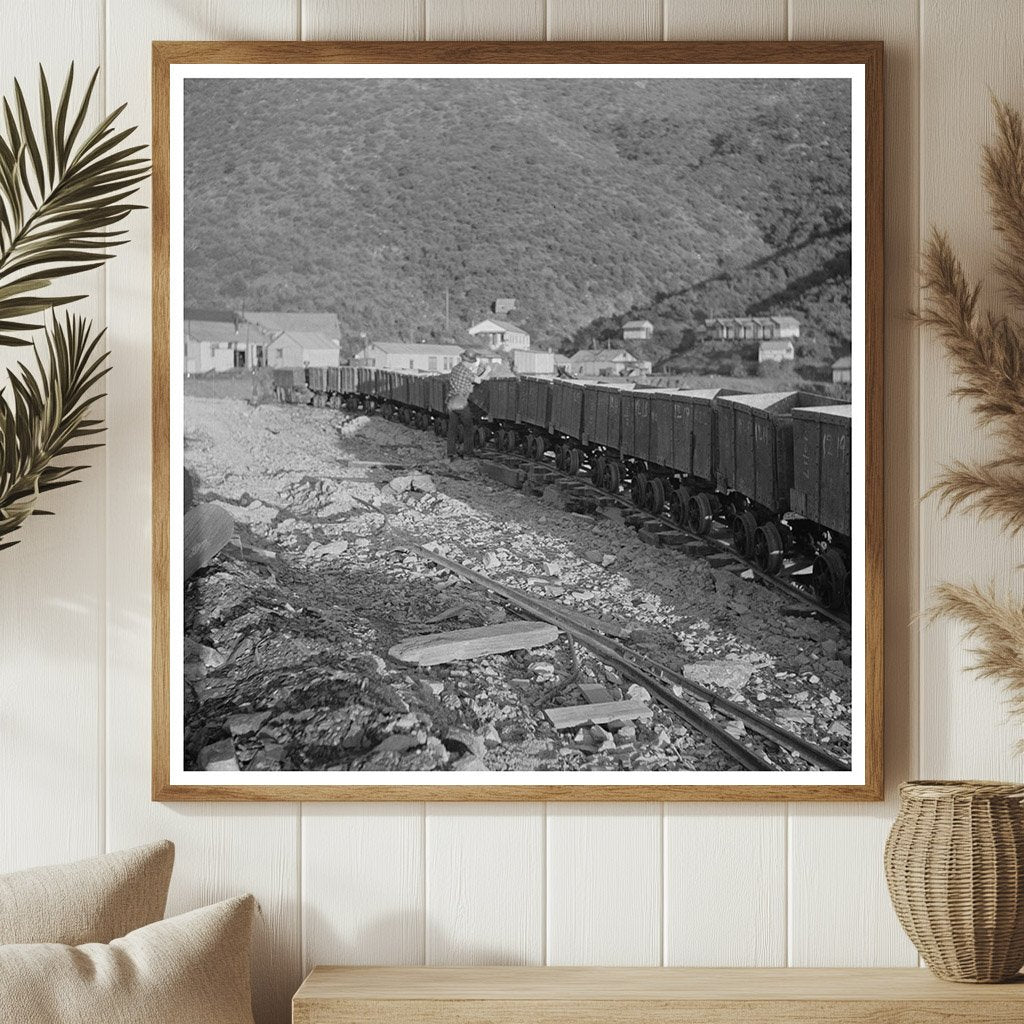 Tungsten Ore Transport Train Kingman Arizona 1942 - Available at KNOWOL