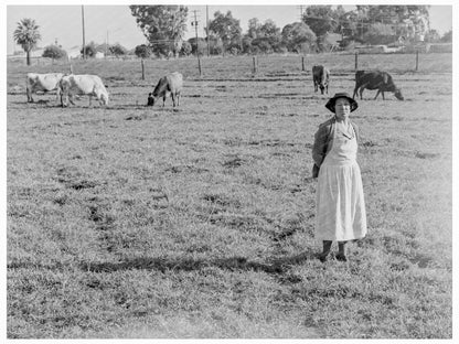 Twelve Acre Prune Ranch Tulare County 1938 - Available at KNOWOL