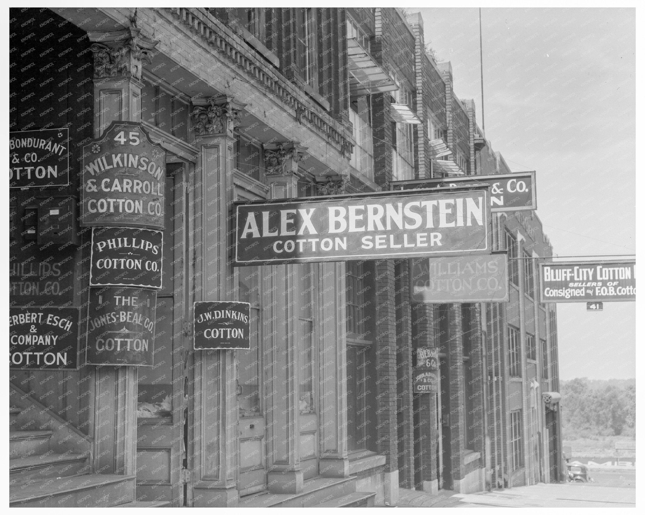 Union Avenue Memphis Tennessee June 1937 Historic Photo - Available at KNOWOL