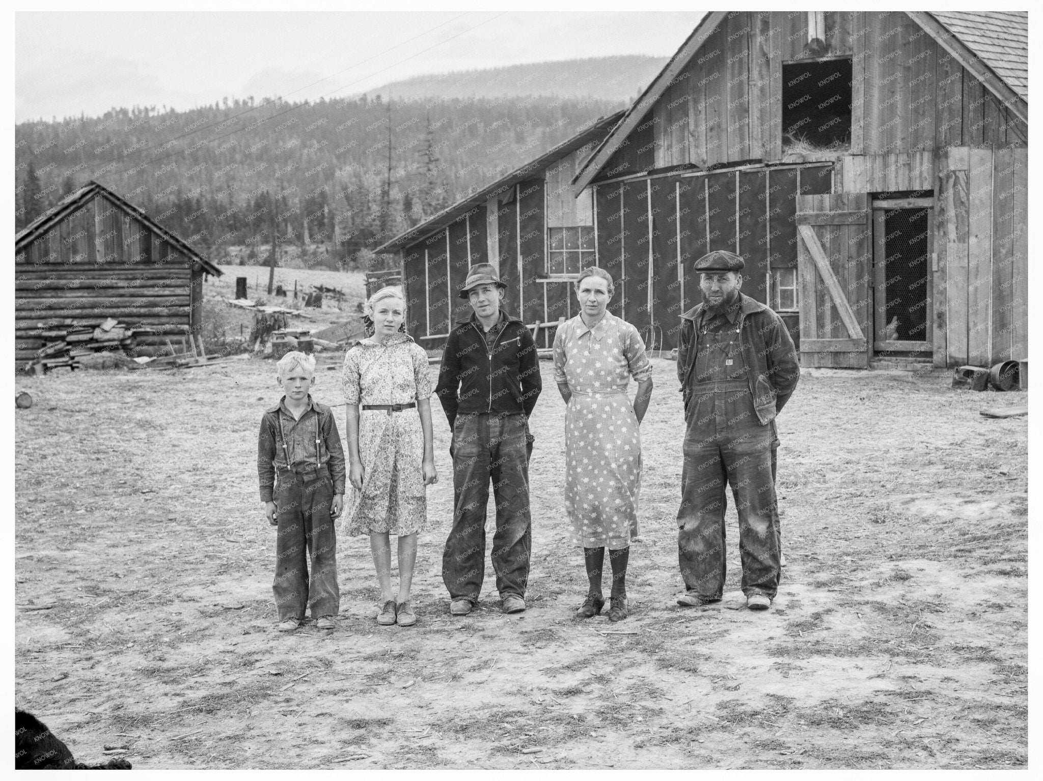 Unruf Family Portrait Boundary County Idaho 1939 - Available at KNOWOL