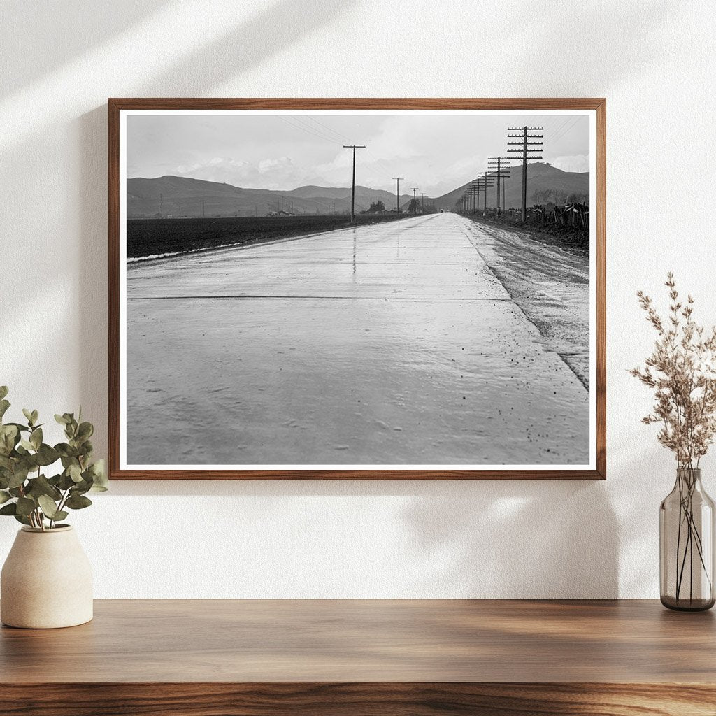 U.S. 101 Near San Juan Bautista California 1939 - Available at KNOWOL