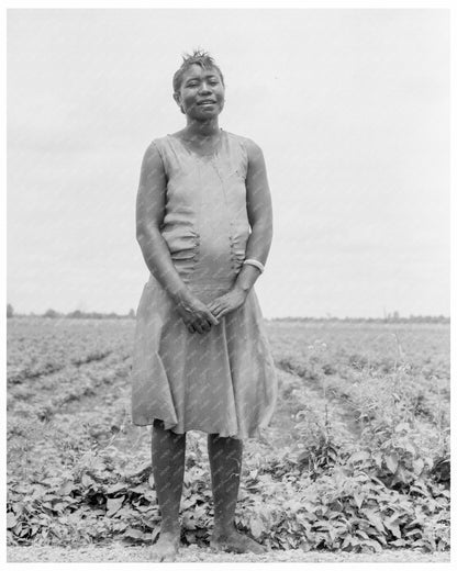 Vintage 1936 Photograph of Black Woman in Rural Mississippi FSA/OWI Collection - Available at KNOWOL