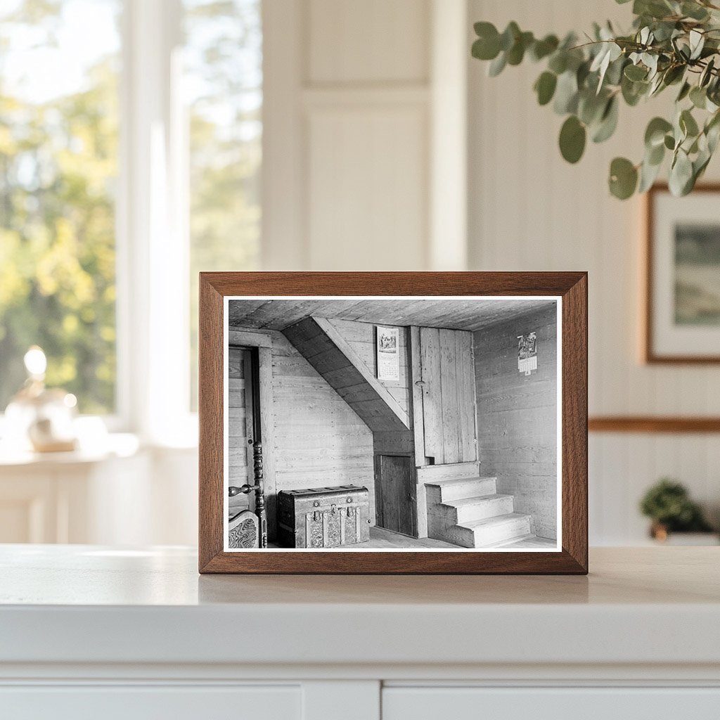 Vintage 1939 Tobacco Farmers Home Interior North Carolina - Available at KNOWOL