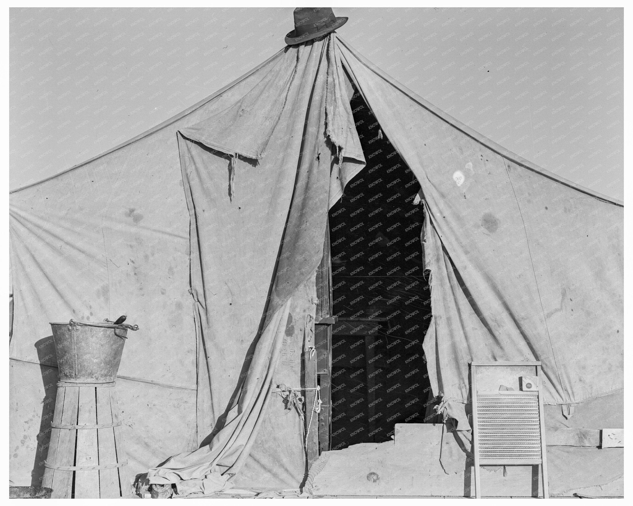 Vintage Tent Home of Pea Picker Calipatria 1939 - Available at KNOWOL