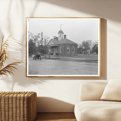 Vintage Williamsburg Courthouse April 1943 - Available at KNOWOL