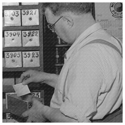 Walla Walla Grain Inspection July 1941 Image - Available at KNOWOL