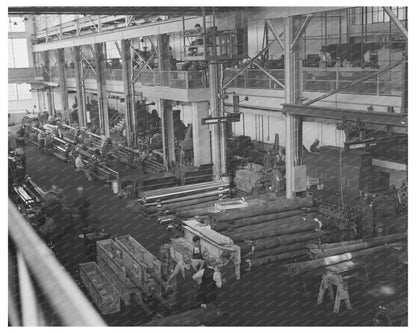 War Production Workers Operating Lathes Milwaukee 1943 - Available at KNOWOL