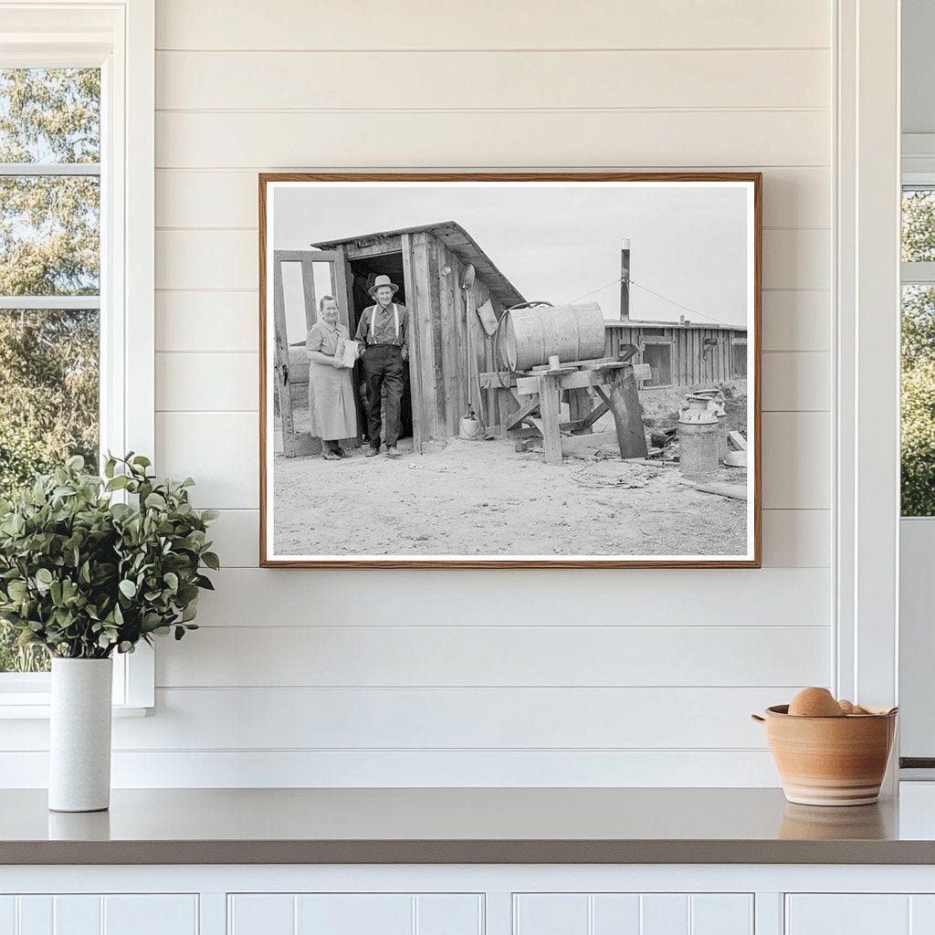 Wardlow Family at Dugout Home in Oregon 1939 - Available at KNOWOL