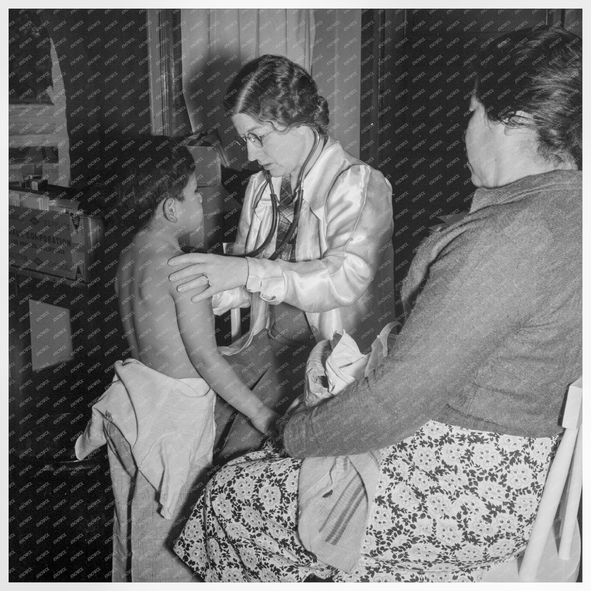 Well - Baby Clinic for Migrant Families in Calipatria 1944 - Available at KNOWOL