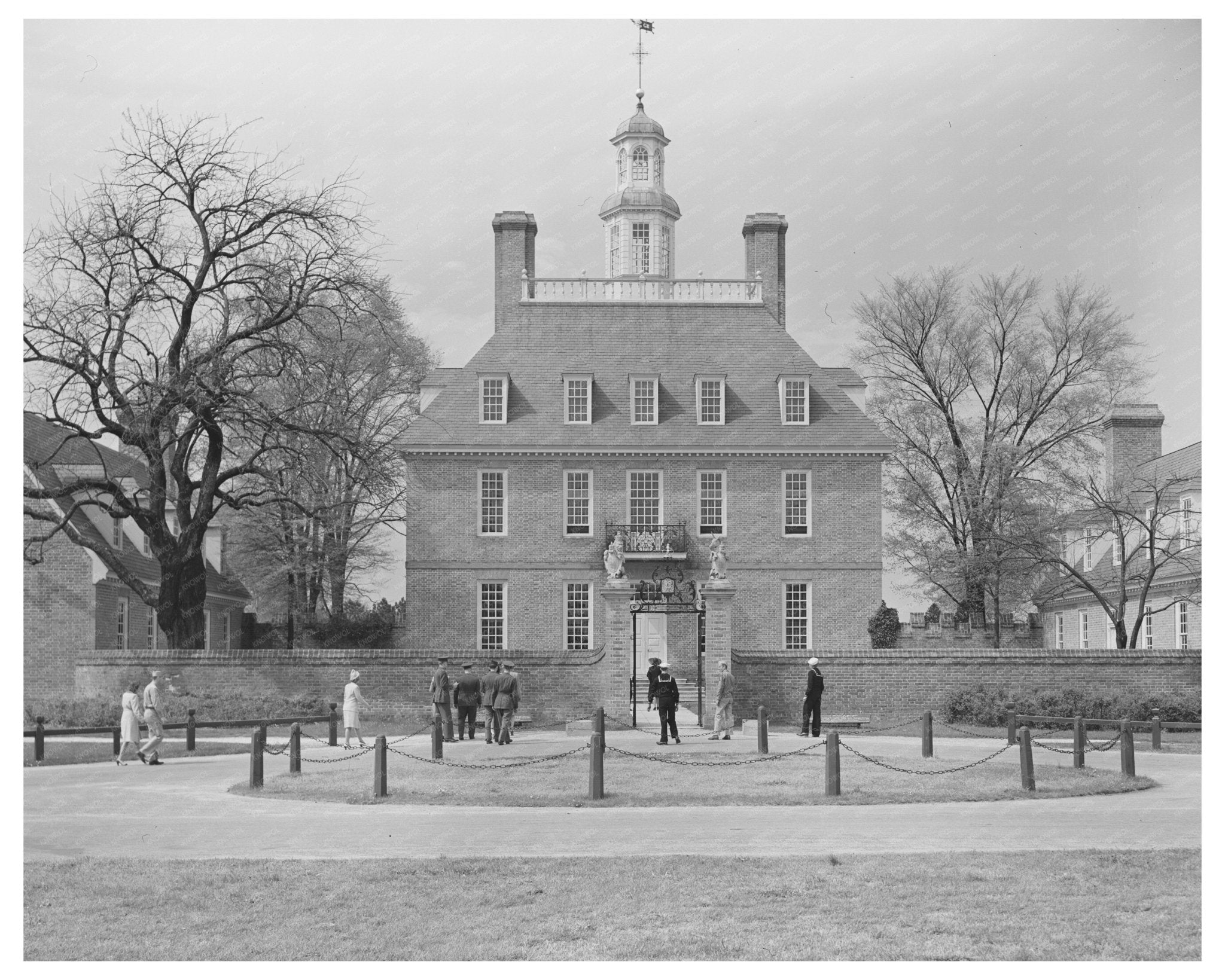 Williamsburg Virginia Governors Palace Restoration 1943 - Available at KNOWOL