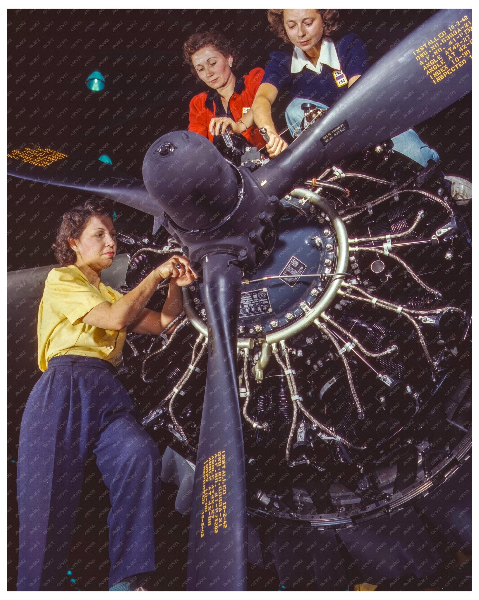 Women Assembling C - 47 Douglas Cargo Transport at Douglas Aircraft Company 1942 - Available at KNOWOL