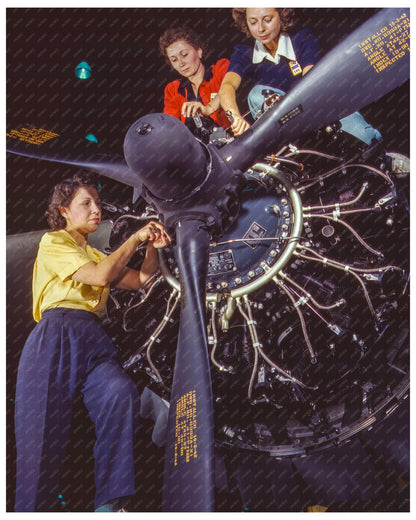 Women Assembling C - 47 Douglas Cargo Transport at Douglas Aircraft Company 1942 - Available at KNOWOL