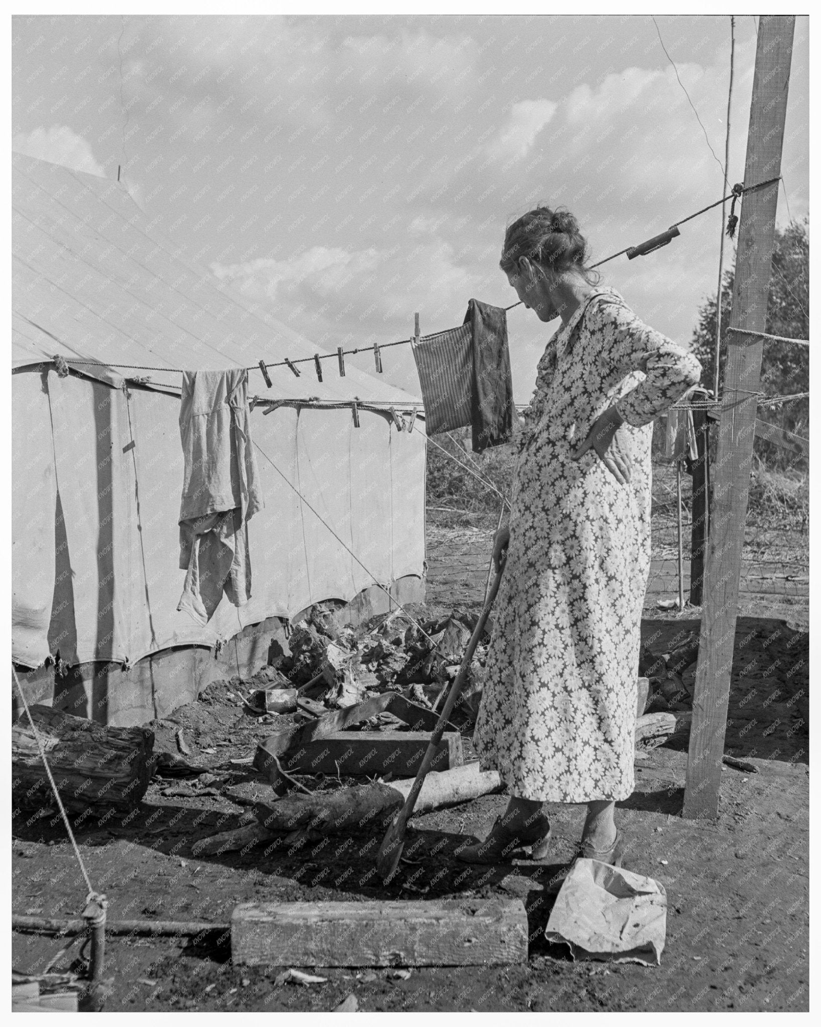 Women at Auto Camp for Migrant Citrus Workers Tulare County California 1938 - Available at KNOWOL