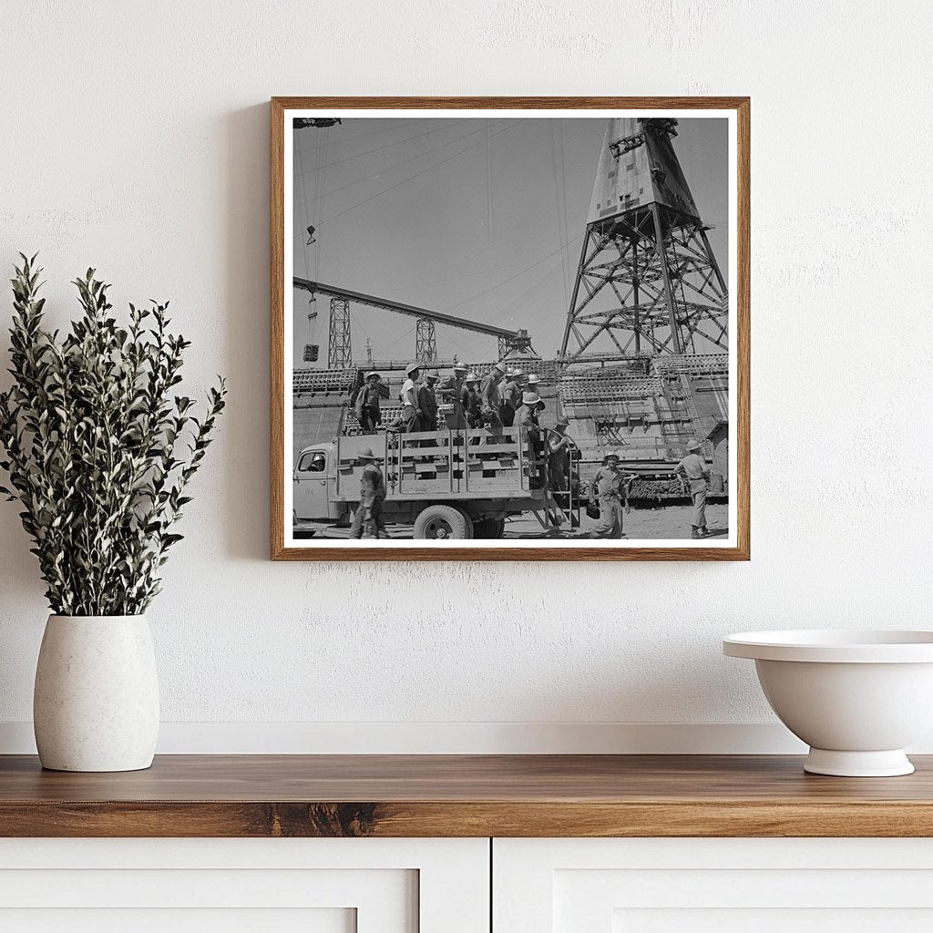 Workers Arriving at Shasta Dam June 1942 - Available at KNOWOL