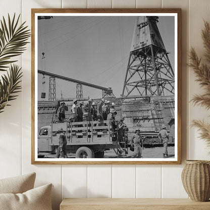 Workers Arriving at Shasta Dam June 1942 - Available at KNOWOL