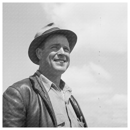 Workman at Guayule Nursery Salinas California May 1942 - Available at KNOWOL