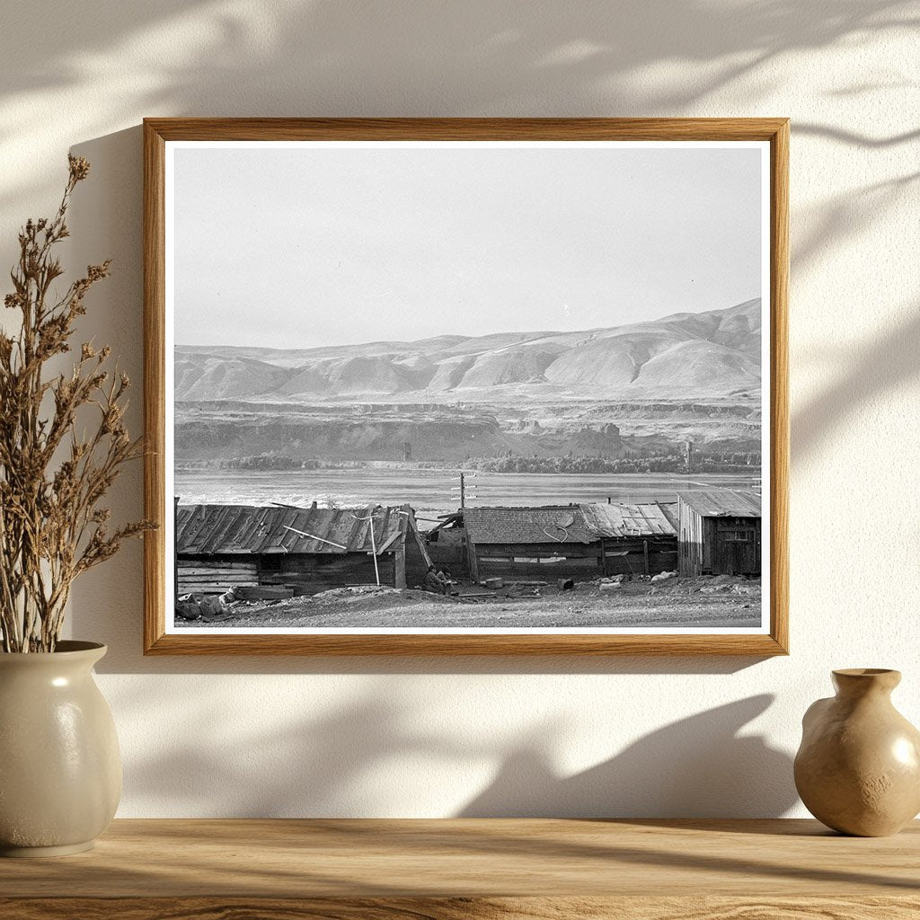 Yakima Valley Salmon Season 1939 Photo by Dorothea Lange - Available at KNOWOL