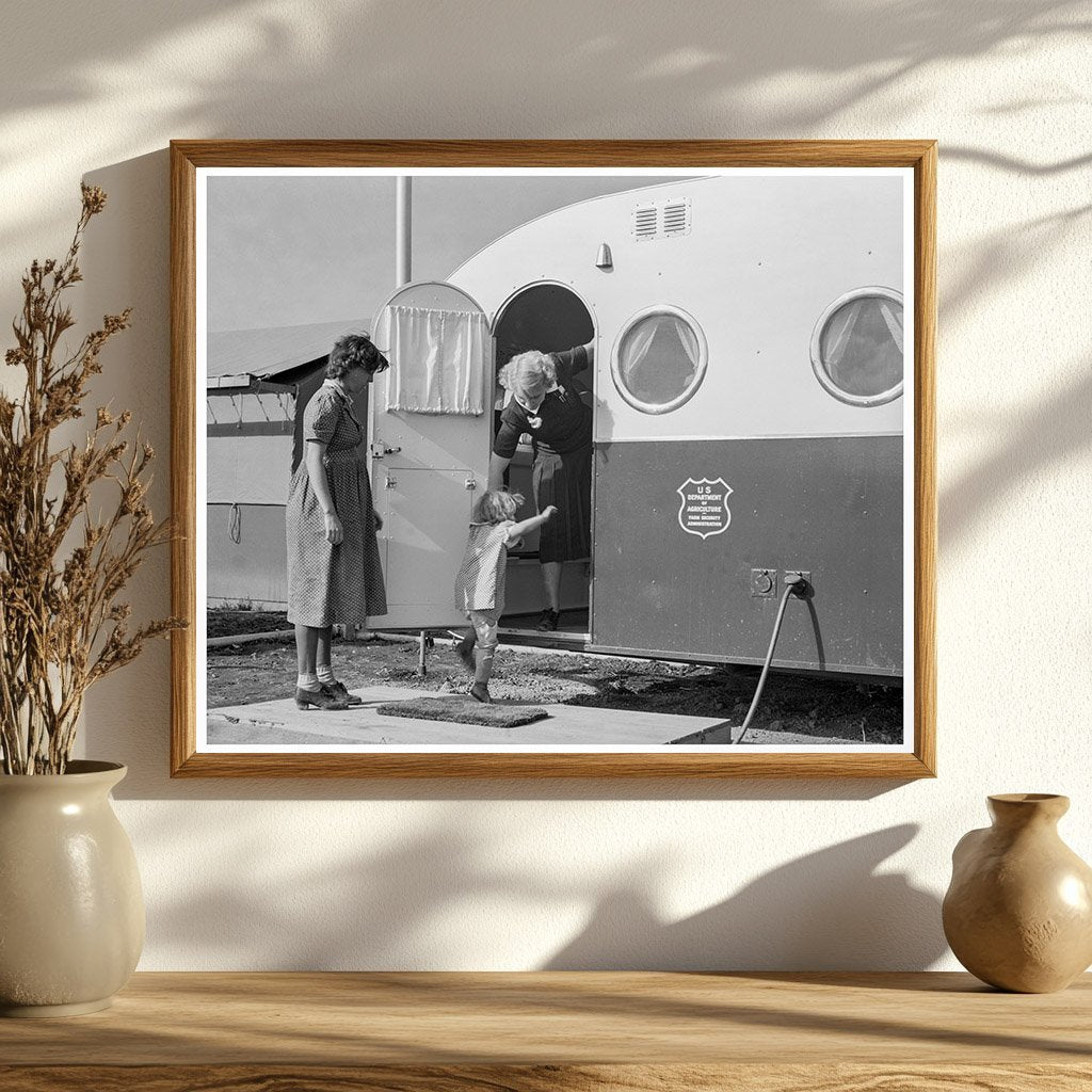 Young Mother and Child at Trailer Clinic Oregon 1939 - Available at KNOWOL