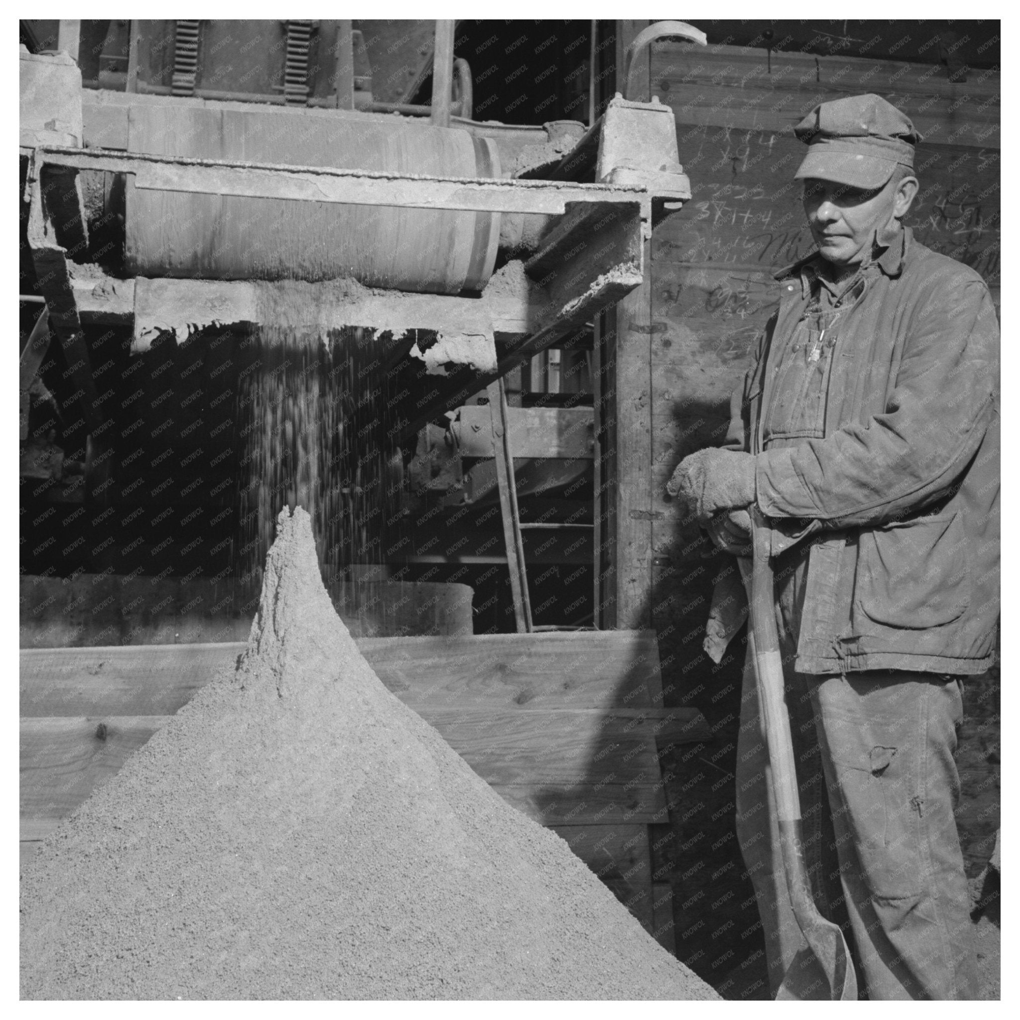 Zinc Concentrate Flow at Eagle - Picher Plant Oklahoma 1942 - Available at KNOWOL